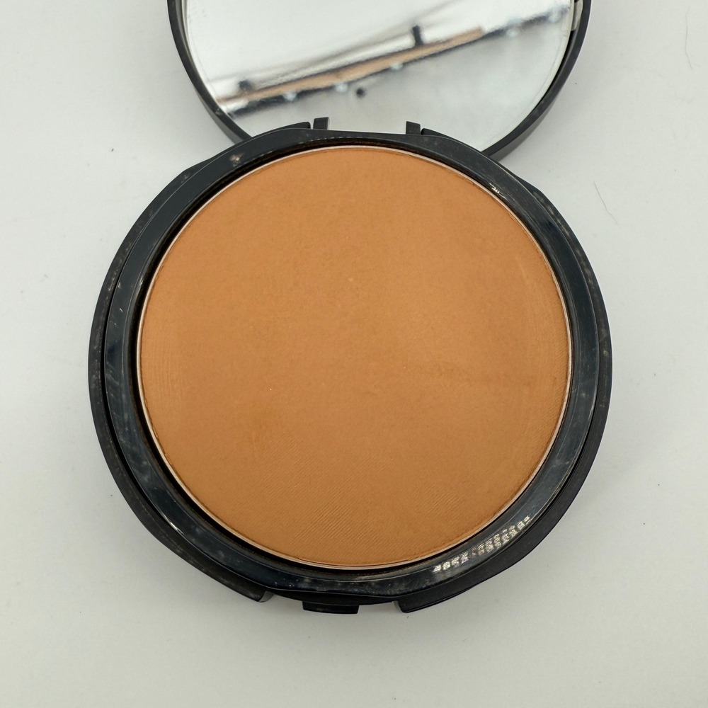 bareMinerals BarePro 16HR‎ Skin-Perfecting Powder Foundation Medium 35 Warm New - Picture 2 of 8